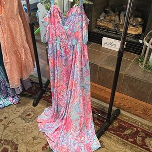 Lilly Pulitzer Maxi Dress. Like New. Size XL